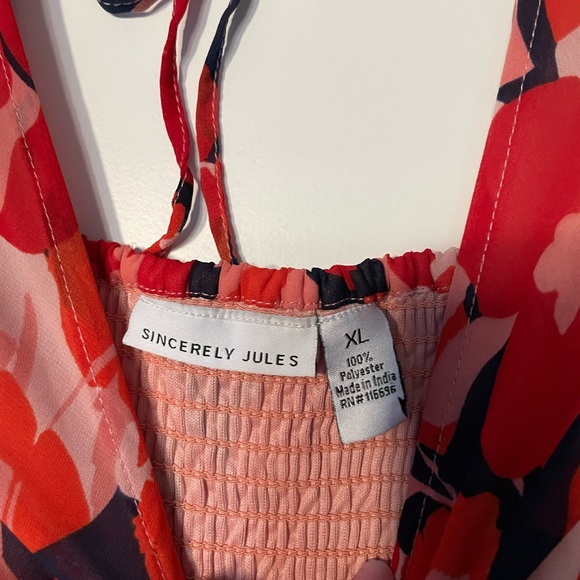 Colorful dress for special occasions and events - Picture 3 of 3